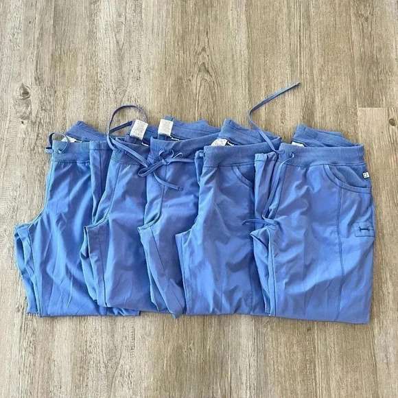 Womens Cherokee Infinity Bundle of 5 Scrub Pants - M Petite - Picture 1 of 12